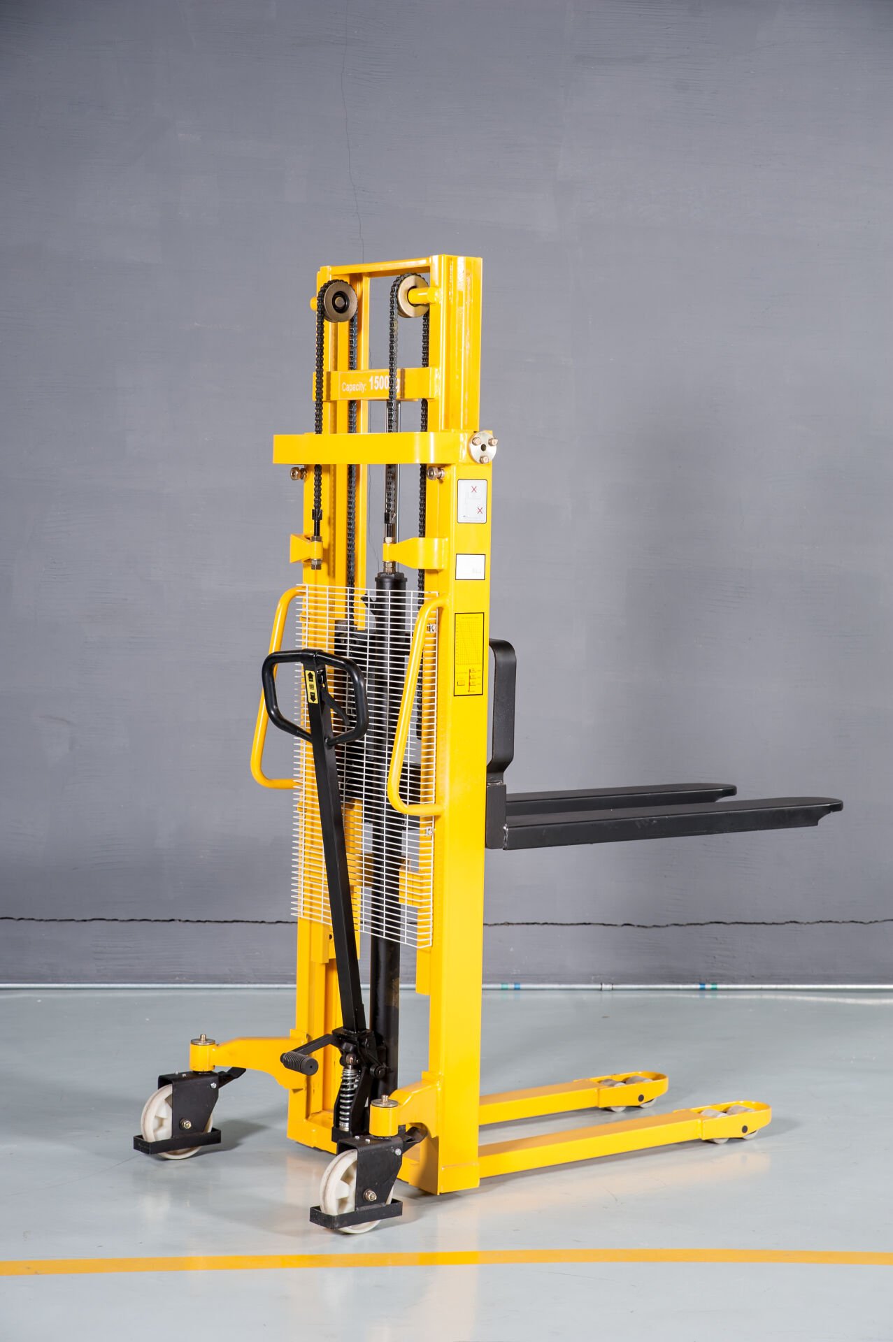 1,5 TON 160 CM MANUEL İSTİF MAKİNESİ